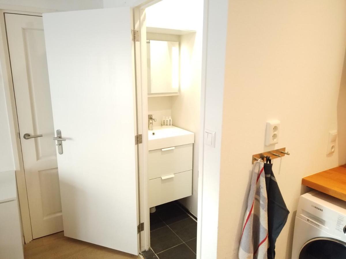 2-Room Apartment + 2 E-Bikes Alkmaar Exterior foto